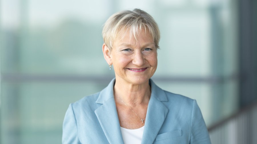 Fotos in Dresden: Agenturfotos und Reportage der EKD-Synode 2025